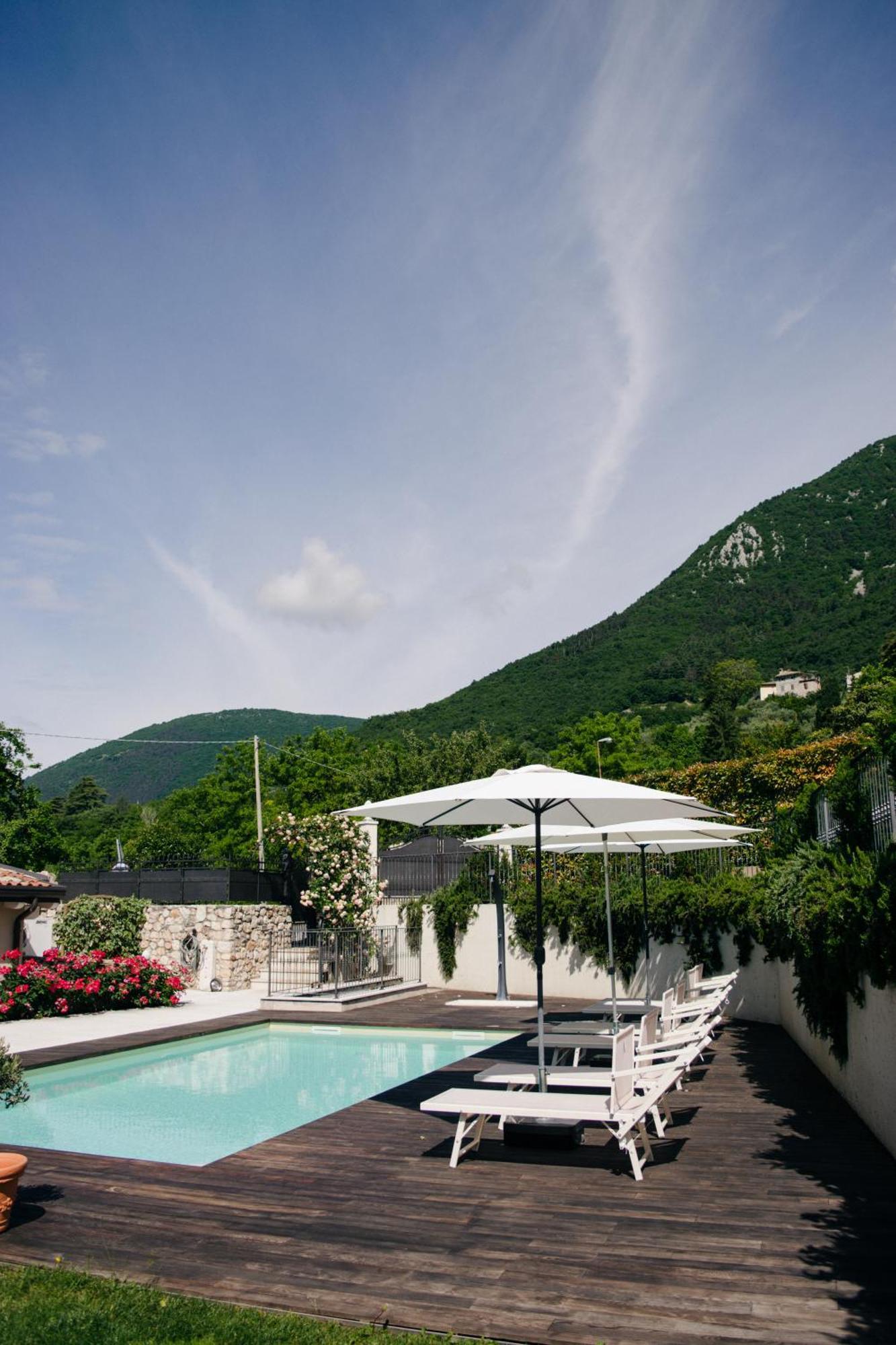 Corte Caiar Bed&Breakfast คาปริโน เวโรเนเซ ภายนอก รูปภาพ